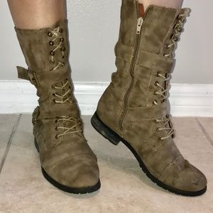Tan gray suede combat boots 8.5